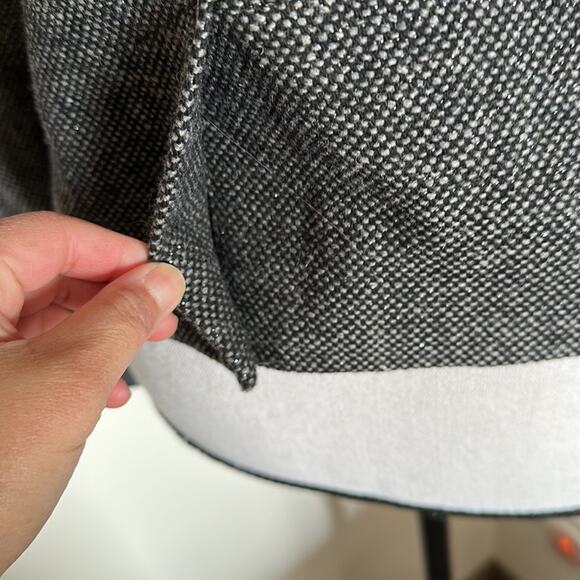 American Eagle Outfitters | Silver Gray Tweed Blazer with Velvet Trim Size XS - Picture 8 of 13